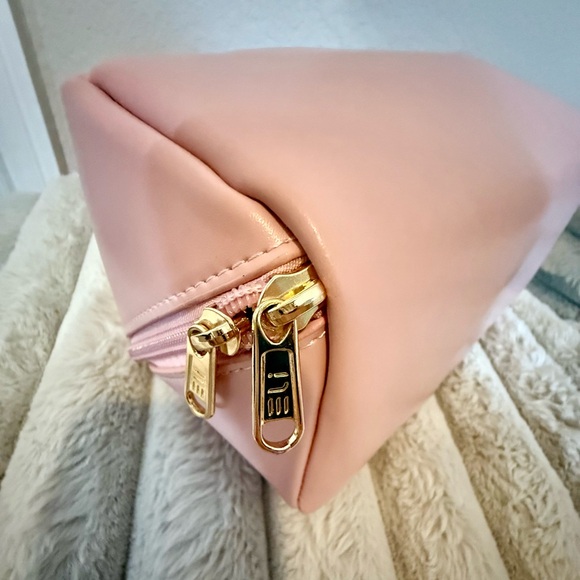 Blush pink makeup bag/organizer - Picture 4 of 5